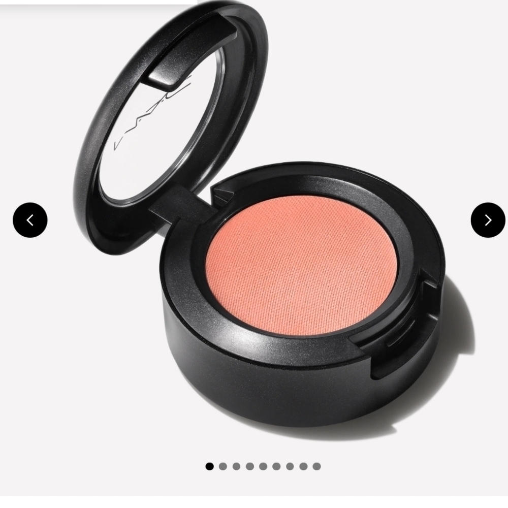 𝅺mac Eyeshadow in Shell Peach Satin